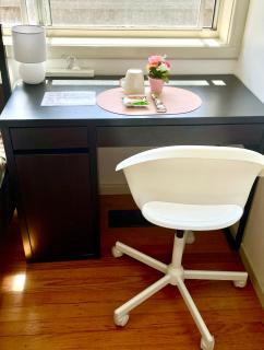 Sun-Drenched Quiet Double Room with Private Lock Free street parking - 9