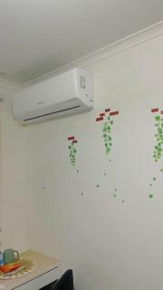 Sun-Drenched Quiet Double Room with Private Lock Free street parking - 7
