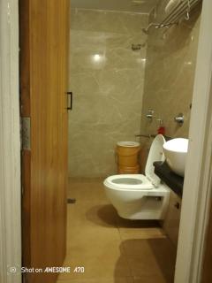 Hotel The Amrit - 1