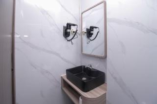 Azana Essence Villa Agape Manado - 8