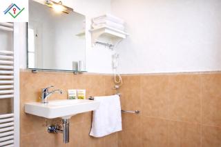 Dimora Alfea Lucca - 2 Camere, 2 Bagni, Parcheggio Privato, 5 Ospiti - 7