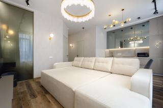 11-157 Zhemchuzhina 38, Zhylianska 68, Kyiv centre, panoramic city view, 15 kW backup power, Petrovdom Apartment - 5