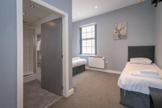 Arena Apartments - Stylish and Homely Apartments by the Ice Arena with Parking - 7