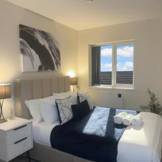 3 Bed City Stay - Easy Walk to Cardiff Central - 1