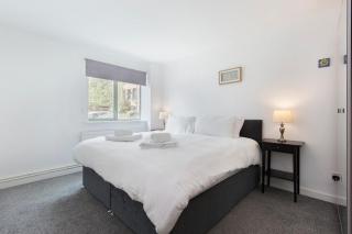 Raleigh Square - 2BR Ground-Floor Apartment in Nottingham - 9
