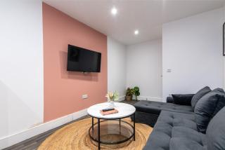 Chapel Street Apartments - Great Transport & Local Amenities - 9