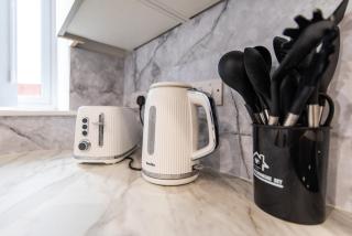 Chapel Street Apartments - Great Transport & Local Amenities - 7