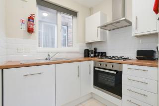 Cosy House in the heart of Beeston with FREE Parking and WiFi - 7