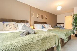 City Centre Birmingham 1-Bed with WiFi and Parking - 9