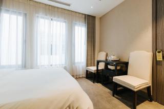 The ChanhSa - Indochine Stay near Train Street - 6