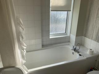 Ratcliffe House - Spacious 3 bedroom House in Sileby - 2