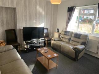 Ratcliffe House - Spacious 3 bedroom House in Sileby - 5