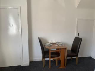 Ratcliffe House - Spacious 3 bedroom House in Sileby - 8