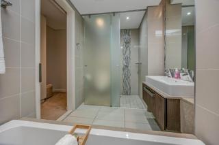 Sandton Skye - 3