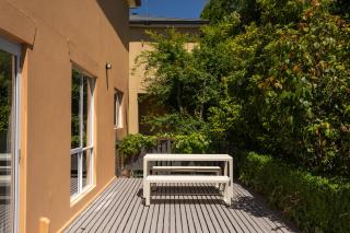 Modern 3 Bedroom Townhouse - 4 mins to CBD! - 4