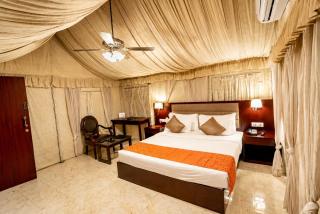 Pride Hotel & Convention Centre Indore - 7