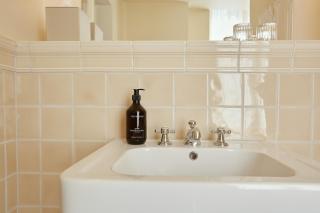 Henriks Hotel - 2