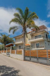 Joyful Guest Residences #With Sea View by 8essentially - Chania - 4