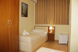 Bobi Hotel - 1