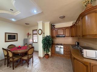 Sunny apartment near City Center and blloku area - 1