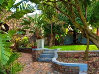 Hidden Gem Self-catering RUWARI BRACKENFELL CAPE TOWN - 8