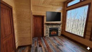 Peaceful Wooded Getaway with Hot Tub, Fire Pit & Scenic Views in Pittsburg, Missouri - 4