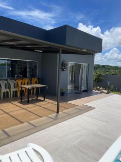 Casa com piscina e hidromassagem - 6