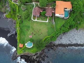 Makawi Tuwa Cliff - Luxury Cliff Stay with Private Beach, Infinity Pools and Ocean View - Seraya - 6