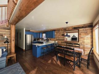Charming Home with Golf Course Views & Relaxing Vibes in McCall, Idaho - 7