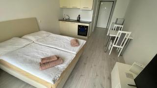 1 room apartment, balcony, Zuzany Chalupovej 18B - 2