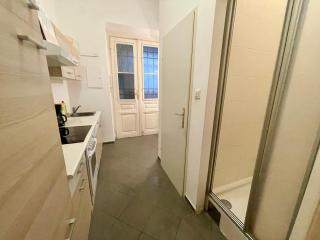 Central Cozy Long-Term Apartment near Metro - 2