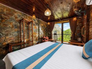 Tam Coc Mountain Ecologe - 4