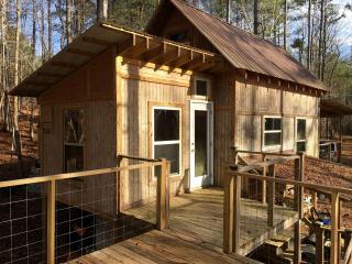 Secluded Woodland Cabin for an Authentic Off-Grid Nature Escape in Fruithurst, Alabama - 4