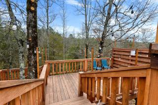 Peaceful Forest Dome Retreat with Hot Tub & Private Deck in Broken Bow, Oklahoma - 7