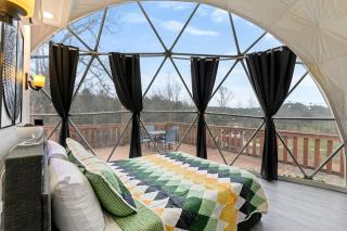 Peaceful Forest Dome Retreat with Hot Tub & Private Deck in Broken Bow, Oklahoma - 3