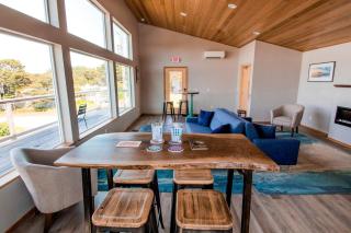 Pet-Friendly Tiny House Getaway with an On-Site Dog Park near Waldport, Oregon - 4