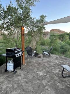 Glamping under the Stars: Stunning Dome near Capitol Reef National Park in Wayne County, UT - 4