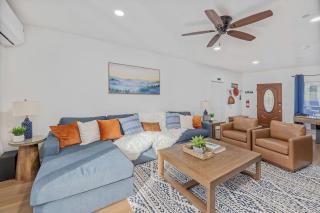 Luxury Mountain Retreat with Stargazing Dome, Hot Tub & Game Room in Oakhurst, California - 2