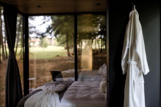 Secluded Glass House Escape with Hot Tub & Forest Views in Zagreb, Croatia - 4