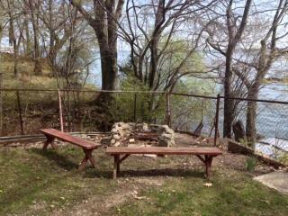 Beautiful Cottage with Private Hot Tub Overlooking Lake near Rochester, New York - 5