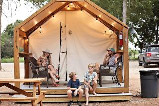 Wonderful Texas Glamping Getaway with Kayaks, Canoes and Paddleboards: Comfortable Safari Tent in on the Cibolo Creek in Marion - 0