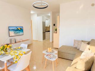 Modern 2BR Seafront Apartment with Private Parking - 3