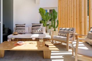 Deva Beach Boutique Apartments - 9