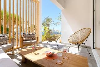 Deva Beach Boutique Apartments - 4