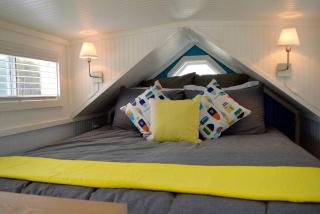 Romantic Tiny House Getaway with a Communal Lodge near Waldport, Oregon - 7