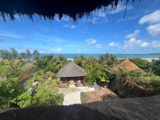 The Grove 1-4 bedroom beachfront villa - 0