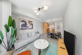 Steps to Bayfront Park - Prime Condo - 6