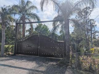 Cookielandia Charming 3-Bedroom Farmhouse - 9