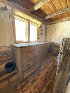 Trapper's Cabin on Firetower Ranch in Ennis, MT - 5