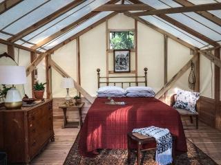 Gorgeous Tented Cabins near the Sapphire Mountains in the Bitterroot Valley Northwestern Montana, for a Glamping Getaway! - 7